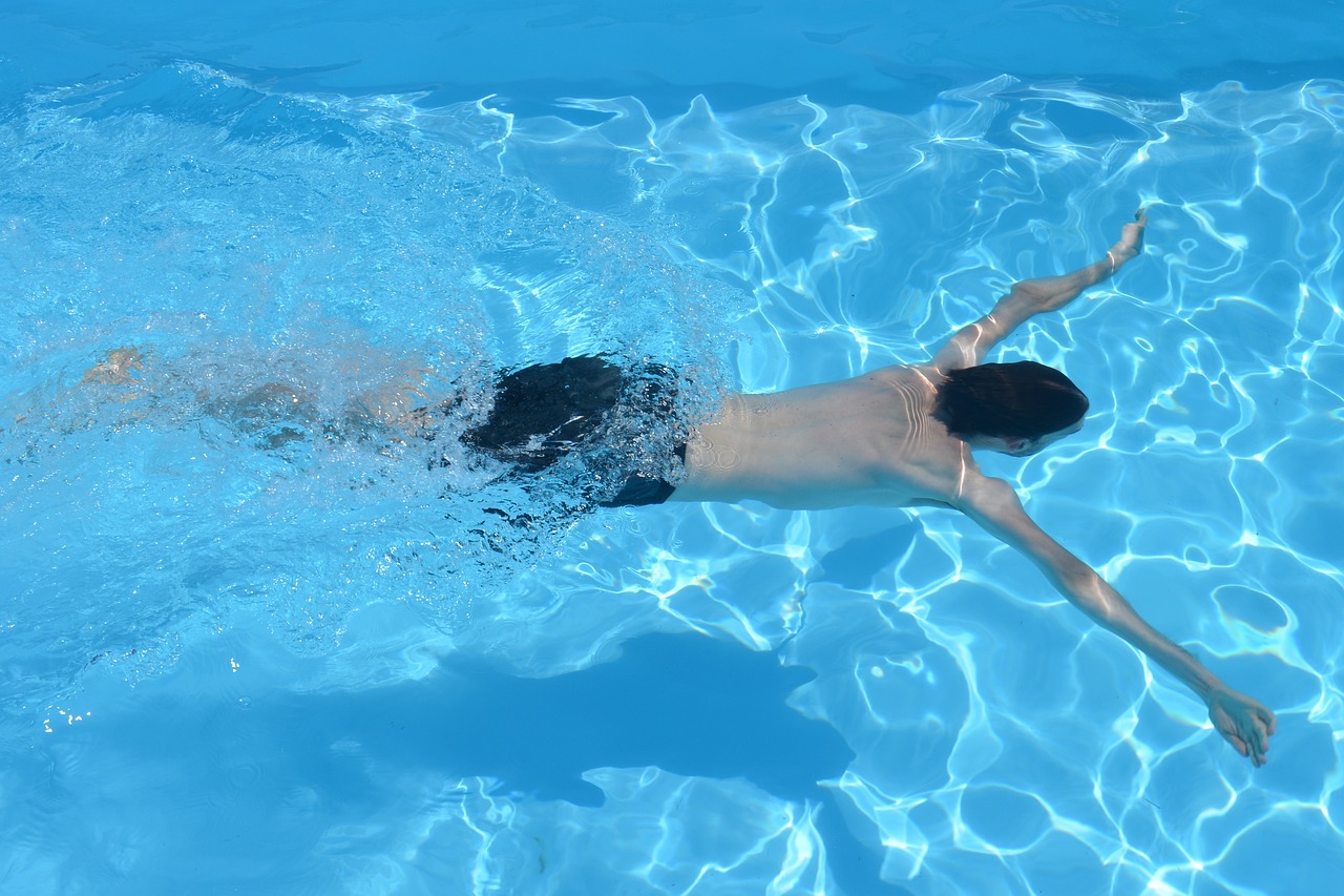 How to Practice Self-Defense Techniques in a Swimming Pool